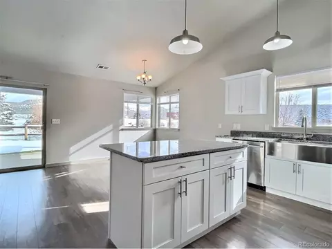 320 SE Cobblestone Ct, Cedaredge, CO 81413 photo 8