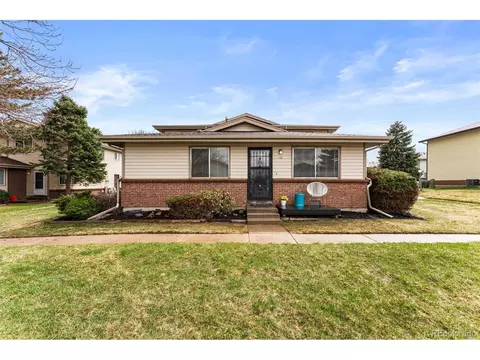 3355 S Flower St #133, Lakewood, CO 80227