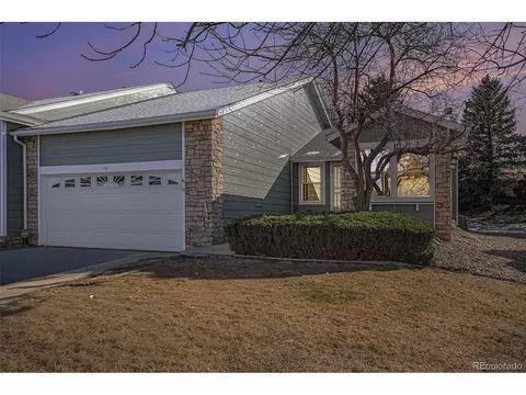 16 Shetland Ct, Highlands Ranch, CO 80130