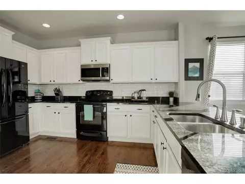 634 Camberly Ct, Windsor, CO 80550 photo 6
