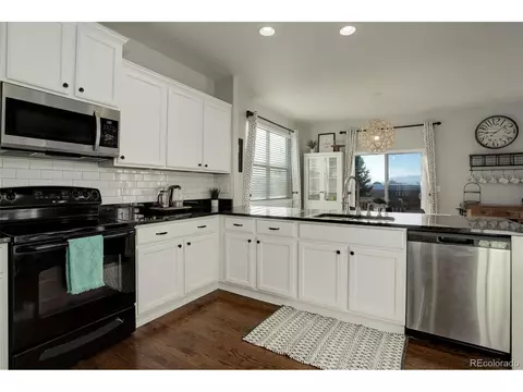 634 Camberly Ct, Windsor, CO 80550 photo 5