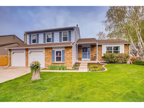 18221 E Nassau Dr, Aurora, CO 80013 photo 1