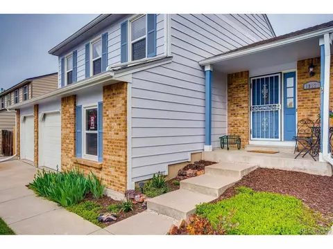 18221 E Nassau Dr, Aurora, CO 80013 photo 3