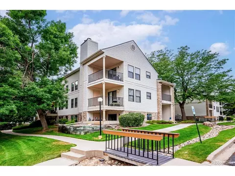 6705 S Field St #824, Littleton, CO 80128