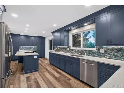 10562 E Maplewood Dr, Englewood, CO 80111