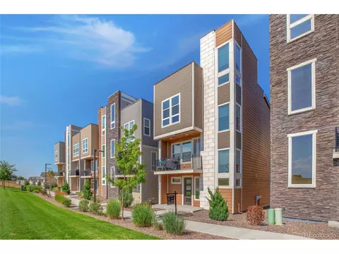 15617 E Broncos Pl, Englewood, CO 80112