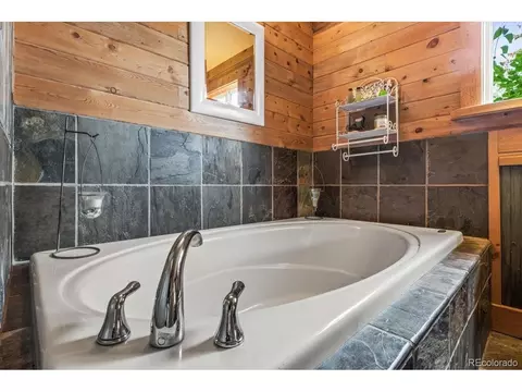 1051 Mesa Dr, Silverthorne, CO 80498 photo 15
