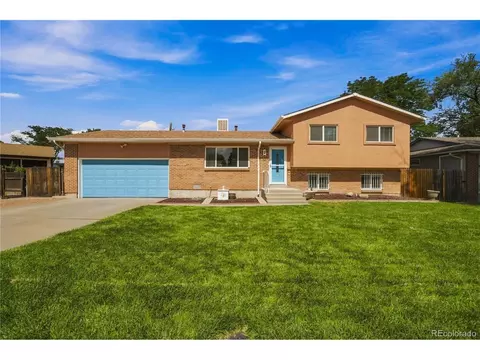 540 Starlite Dr, Pueblo, CO 81005