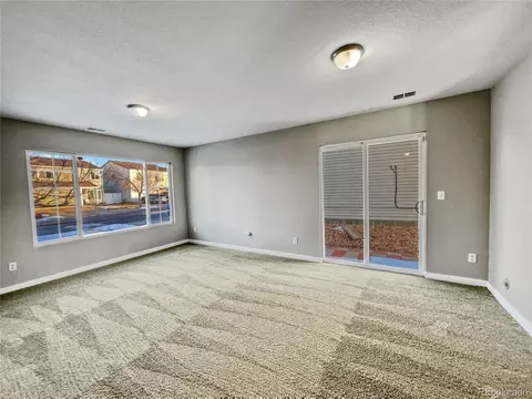 18656 E 40th Pl, Denver, CO 80249 photo 8