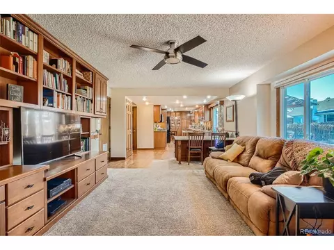 7121 Eldridge Ct, Arvada, CO 80004 photo 4