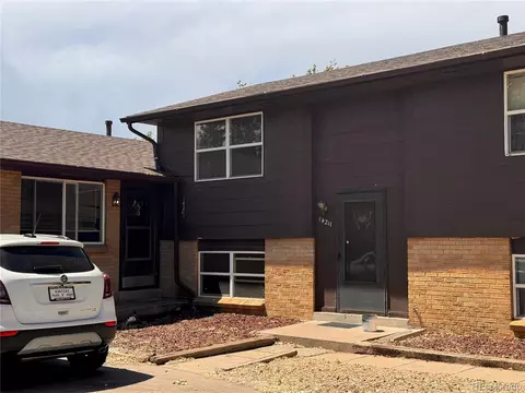 14211 E 22nd Pl, Aurora, CO 80011 photo 2
