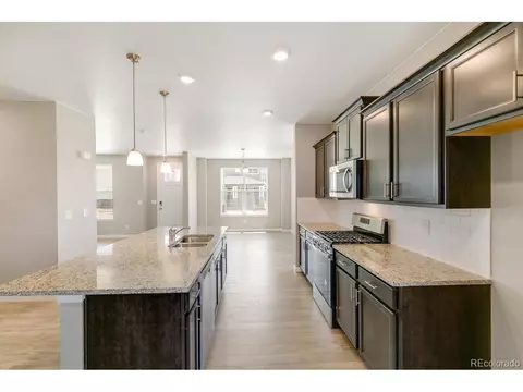 21864 E 9th Pl, Aurora, CO 80018 photo 9