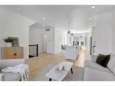 2853 W 69th Ave, Denver, CO 80221 photo 8