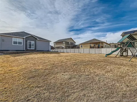 10210 Cedar St, Longmont, CO 80504 photo 30