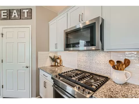 10210 Cedar St, Longmont, CO 80504 photo 16