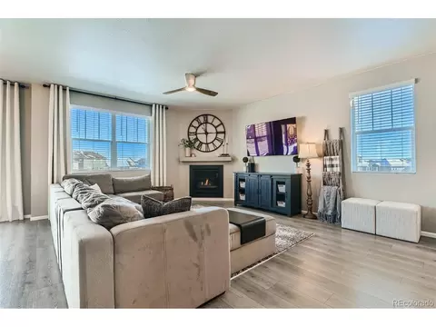 10210 Cedar St, Longmont, CO 80504 photo 7