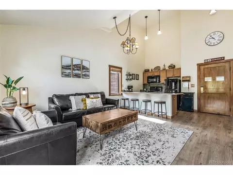 Living - 91 River Run Rd #8140, Dillon, CO 80435 photo 5 of 6