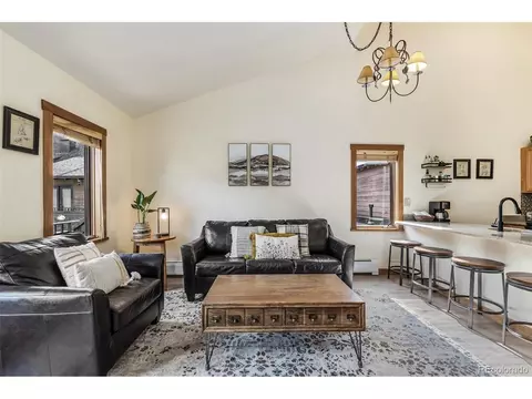 Living - 91 River Run Rd #8140, Dillon, CO 80435 photo 4 of 6