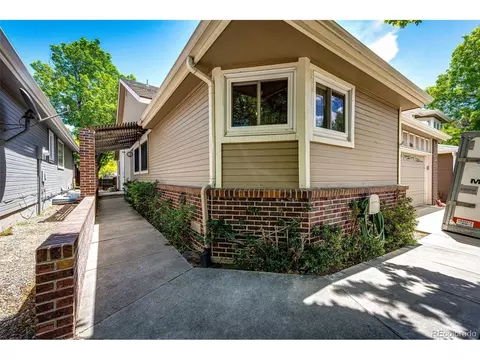 2566 S Independence Ct, Lakewood, CO 80227