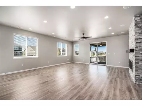 26701 E Byers Ave, Aurora, CO 80018 photo 7