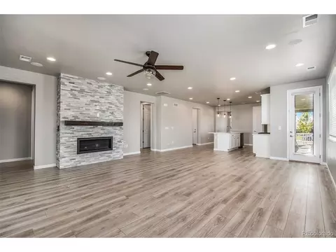 26701 E Byers Ave, Aurora, CO 80018 photo 8