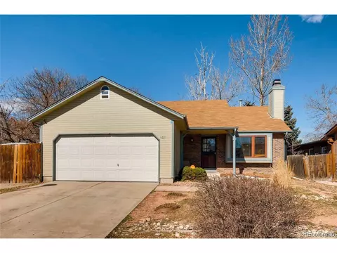4331 Eugene Way, Denver, CO 80239 photo 2