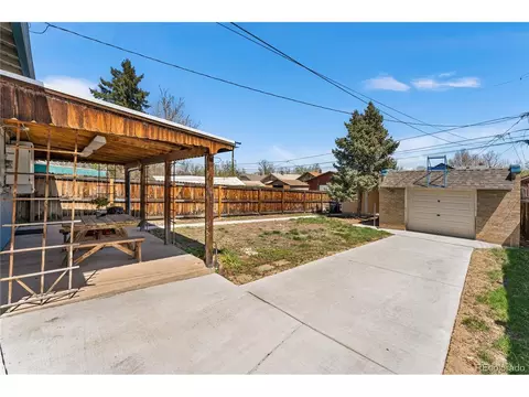 Undisclosed, Denver, CO 80211 photo 37