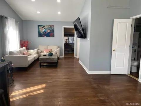 537 Stuart St, Denver, CO 80204 photo 3