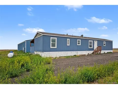 40425 Funk Rd, Ramah, CO 80832