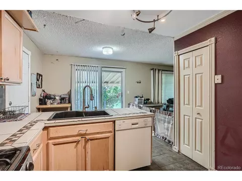 15968 E Kepner Dr, Aurora, CO 80017 photo 10