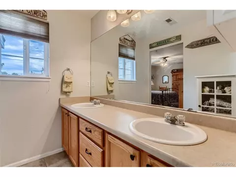 19426 E 59th Dr, Aurora, CO 80019 photo 15