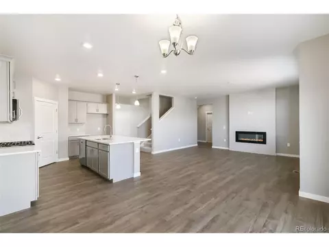 27746 E Byers Pl, Aurora, CO 80018 photo 17