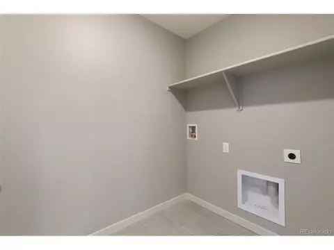 27746 E Byers Pl, Aurora, CO 80018 photo 32
