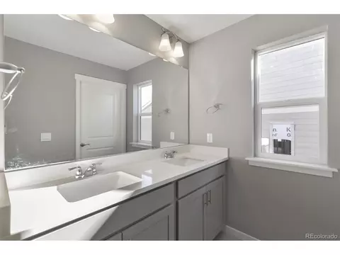 27746 E Byers Pl, Aurora, CO 80018 photo 29