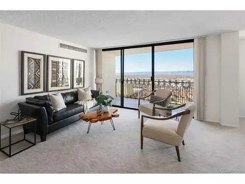 1020 15th St #39A, Denver, CO 80202