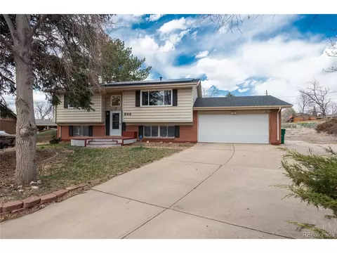 868 Hannibal Dr, Aurora, CO 80011