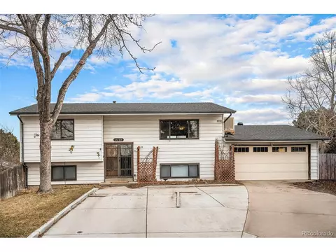 2222 Dawson Cir, Aurora, CO 80011