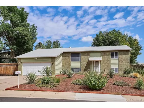 3240 S Kittredge Way, Aurora, CO 80013