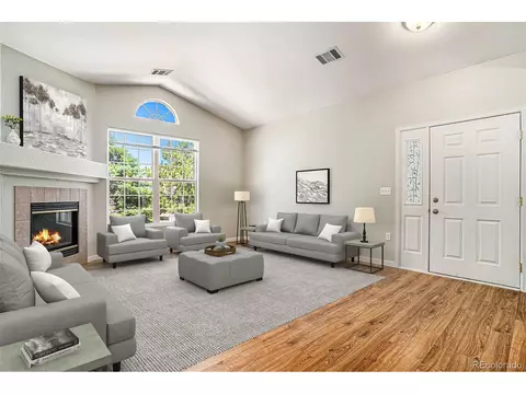 4085 S Crystal Cir #202, Aurora, CO 80014