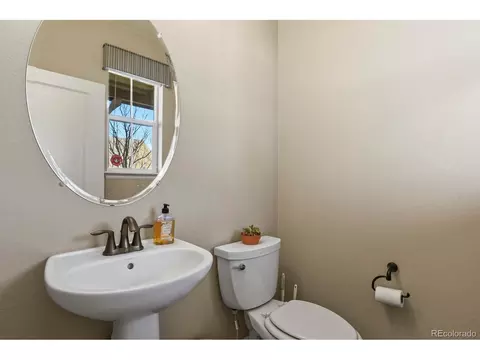 7976 E 53rd Dr, Denver, CO 80238 photo 5