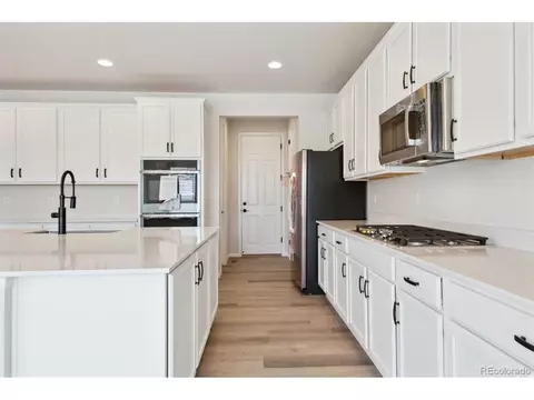 24564 E 37th Ave, Aurora, CO 80019 photo 8