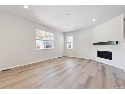 24564 E 37th Ave, Aurora, CO 80019 photo 4
