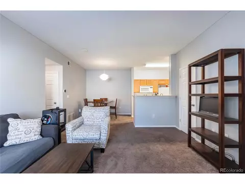 911 S Zeno Way #101, Aurora, CO 80017