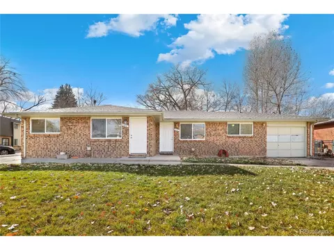 323 Emery Dr, Longmont, CO 80501