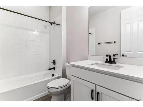 24584 E 37th Ave, Aurora, CO 80019 photo 4