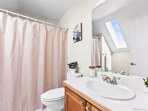 7899 E 28th Pl, Denver, CO 80238 photo 29