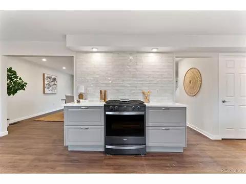 8045 N Johnson Ct, Arvada, CO 80005 photo 9