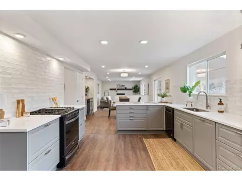 8045 N Johnson Ct, Arvada, CO 80005 photo 8