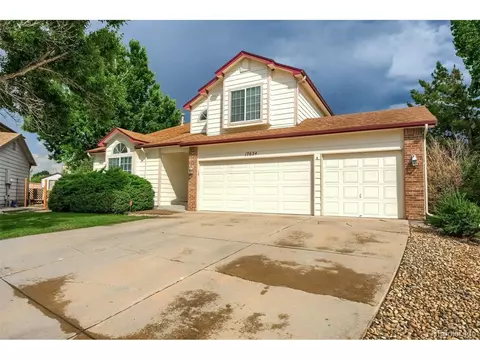 17624 E Harvard Dr, Aurora, CO 80013 photo 2