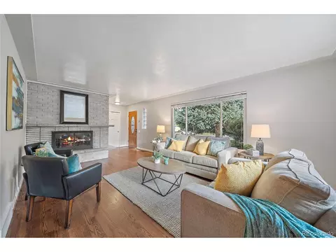 8245 W 17th Ave, Lakewood, CO 80214